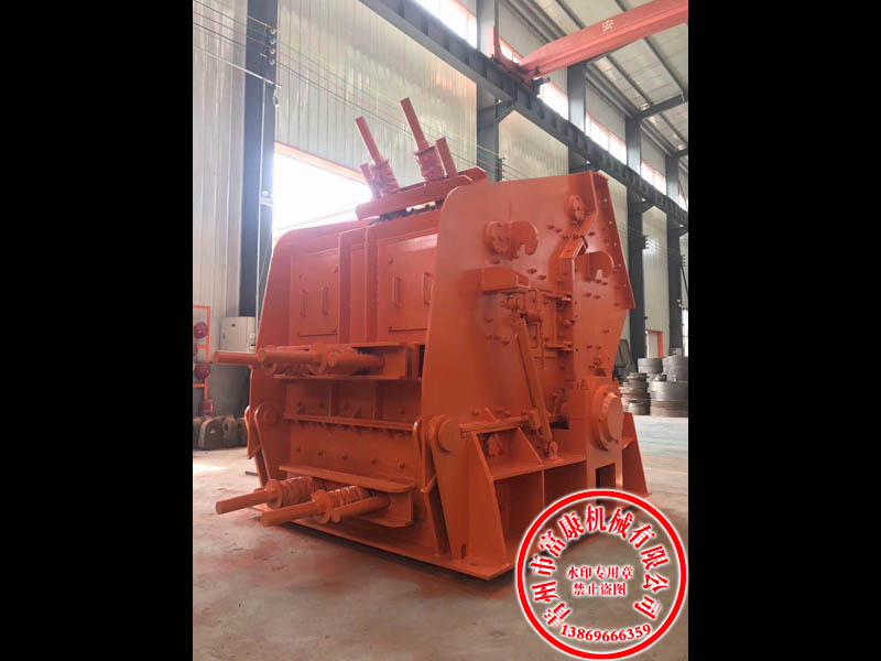 石頭破碎機如何正常操作？青州破碎機廠家告訴您有哪些注意事項