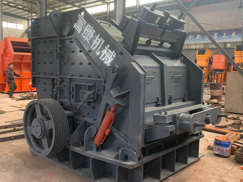 沖擊破碎機(jī)和反擊式破碎機(jī)對(duì)比