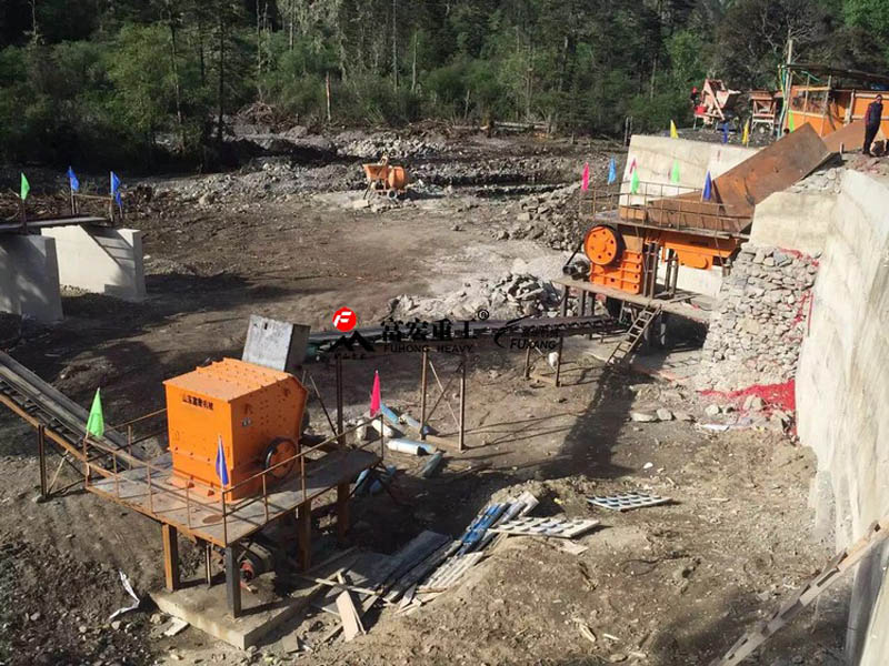 方解石破碎機生產(chǎn)線